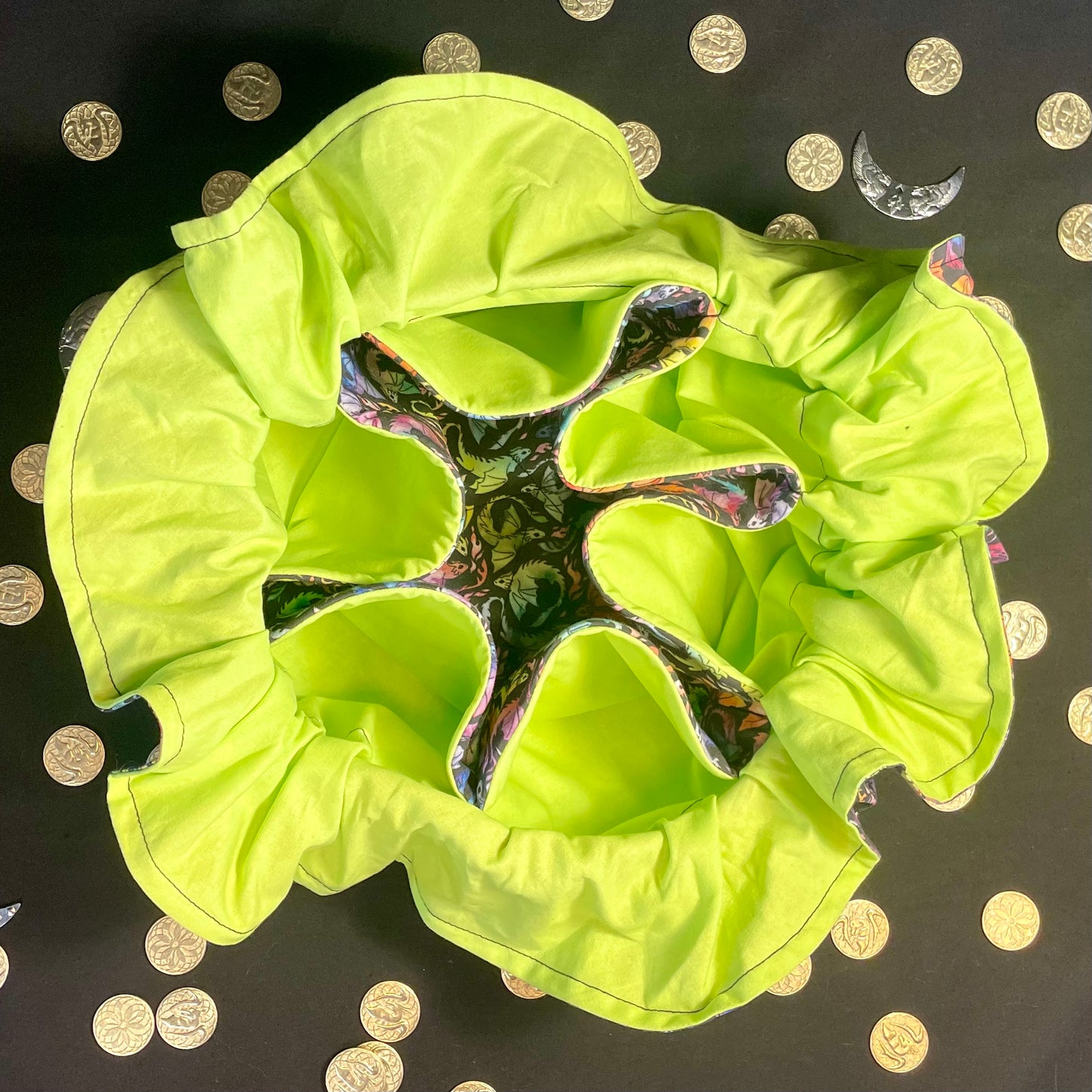 Swooping Dragons Bag of Dice Holding